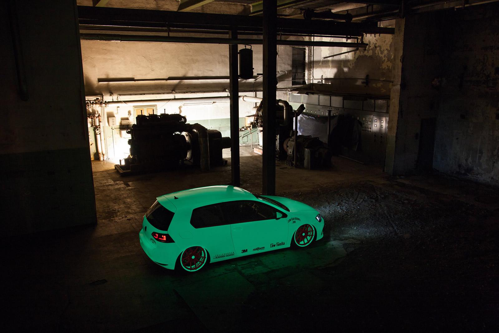 2013-volkswagen-golf-vll-light-tron-low-car-scene-blackbox-richter-14.jpg